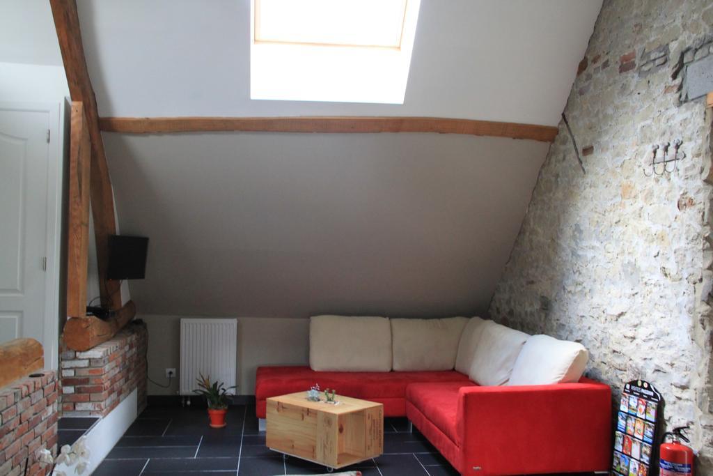 Villa Aux Charmes De La Campagne à Hautrage Extérieur photo