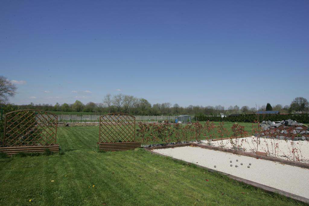 Villa Aux Charmes De La Campagne à Hautrage Extérieur photo